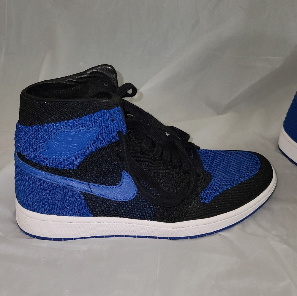 Air Jordan 1 Retro High OG Flyknit 'Royal'